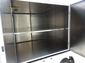 Vehículo eléctrico RoomService Transporte de alimentos con caja refrigerante Crossem